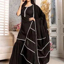 Lavanya The Label Women Black Solid Kurta with Sharara & Dupatta-picture-11