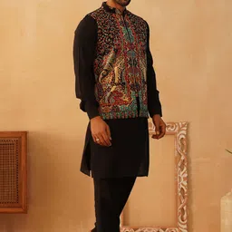 Jompers Mandarin Collar Velvet Straight Kurta With Churidar-picture-43
