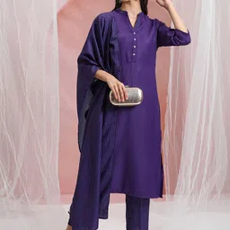 Vishudh Mandarin Collar Regular Kurta with Trousers & Dupatta-picture-29