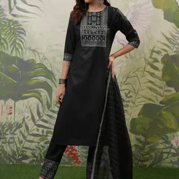 Vishudh Black Printed Regular Kurta with Trouser & Dupatta-image-89