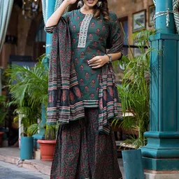 Yufta Floral Printed Regular Gotta Patti Pure Cotton Kurta With Sharara & Dupatta-picture-10