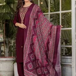 Brand Hill Embroidered Round Neck Thread Work Kurta With Trousers & Dupatta-picture-25