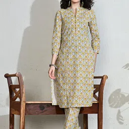MEESAN Floral Printed Mandarin Collar Pure Cotton Kurta With Trousers-image-56