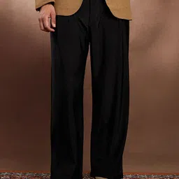 Campus Sutra Men Comfort Pleated Trousers-picture-16