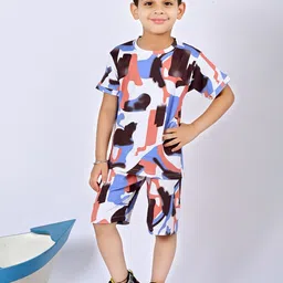 BT DEZINES Kids Printed T-shirt with Shorts-56