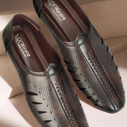 Von kiraro Slip-On Sneakers-image-40