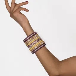 Taasha Craft Set Of 7 Thread Bangles image 5