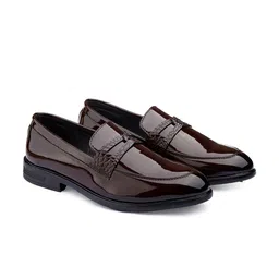 riffway Men Printed Slip-On Sneakers-picture-12