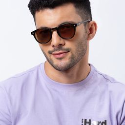 Shisen Fox Unisex Square Sunglasses with Polarised and UV Protected Lens image 4