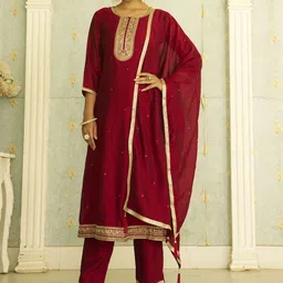 VredeVogel Women Ethnic Motifs Embroidered Sequinned Straight Kurta with Trouser & Dupatta-image-88