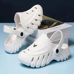 KNIEVL Men Clogs image 3