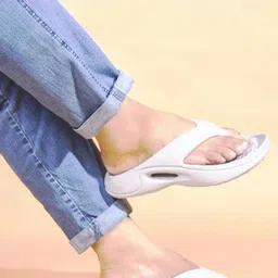 Pampy Angel Men White Flip Flops-19