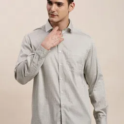 Turtle Standard Micro Ditsy Printed Pure Cotton Formal Shirt-image-63