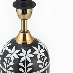 Fabindia Vansh Black & White Textured Resin Frusturical Shaped Table Lamp-18