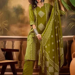 Sangria Women Geometric Printed Cotton Kurta with Trousers & Dupatta-27