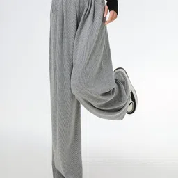 StyleCast Women Mid-Rise Slip-On Trousers-image-18