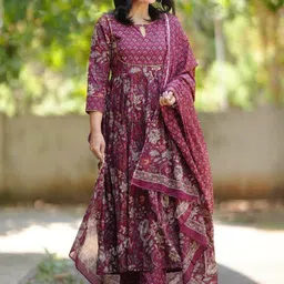 ARADHNA Women Floral Printed Anarkali Gotta Patti Kurta with Trousers & Dupatta-picture-16