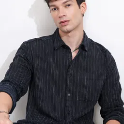 HIGHLANDER Men Spread Collar Textured Cotton Casual Shirt-picture-6