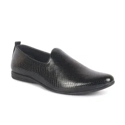 FAUSTO Men Textured PU Mojaris-image-60