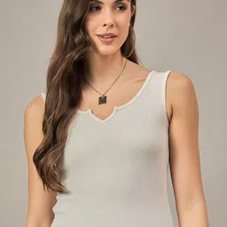 Roadster Women V-Neck Regular Top-image-8