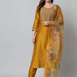 VredeVogel Women Silk Blend Kurta Pant with Dupatta Set-31