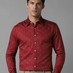 Louis Philippe Men Spread Collar Conversational Printed Cotton Slim Fit Formal Shirt-picture-7
