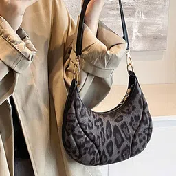 LULU & SKY Textured Oversized Bucket Handheld Bag with Quilted-27