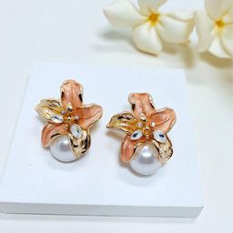 AVANT-GARDE PARIS Gold-Plated Artificial Stones Studded & Pearls Beaded Floral Studs-image-84