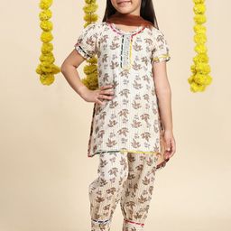 Cutiekins Girls Floral Printed Empire Gotta Patti Kurta with Salwar & With Dupatta-picture-35