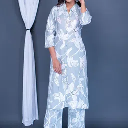 The Kalakriti House Women Floral Printed Regular Liva Kurta with Palazzos-58