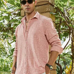 Campus Sutra Textured Spread Collar Comfort Casual Shirt-image-41