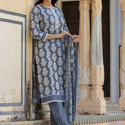 Varanga Ethnic Motifs Printed Regular Thread Work Kurta with Trouser & Dupatta image 3