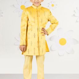 VASTRAMAY Boys Embroidered Velvet Full Sleeves Indo Western Set-image-66
