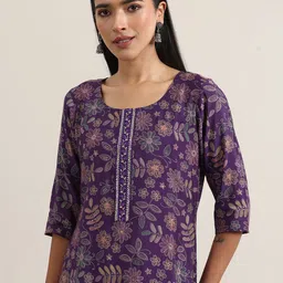 Libas Floral Printed Sequinned Straight Kurta With Salwar & Dupatta image 5