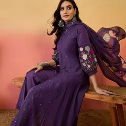 Sangria Embroidered Kurta Pant With Dupatta-image-5