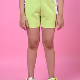 Crimsoune Club Girls Solid Colourblocked Mid-Rise Regular Fit Shorts-image-16