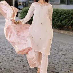 Blissta Floral Embroidered Notch Neck Zari Straight Kurta With Trousers And Dupatta-image-27