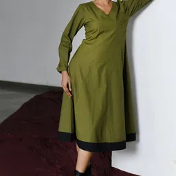 PINK CACTII Formal Fit & Flare Midi Dress-image-8