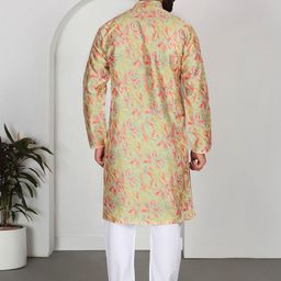 KRAFT INDIA Men Abstract Printed Regular Kurta Set image 2