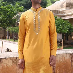 ABKASA Geometric Embroidered Mandarin Collar Mirror Work Kurta With Trouser image 4