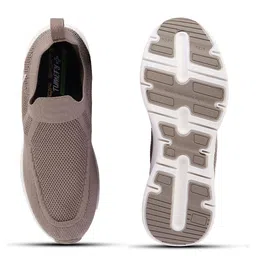 JQR Men Mesh Running Non-Marking Shoes image 2