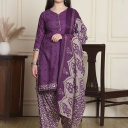 KALINI Geometric Printed V-Neck Straight Kurta With Salwar & Dupatta-image-89