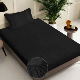 KLOTTHE Black Abstract Printed 300TC Woolen Single Bedsheet & Pillow Cover-13