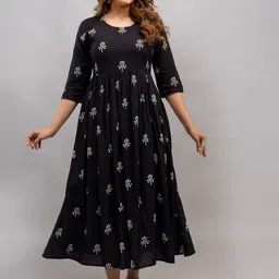 Mialo fashion Women Printed Maxi Maternity Feeding Ethnic Dress-image-36