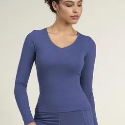 CAVA Women Sculpt V-Neck Fitted Top-picture-15