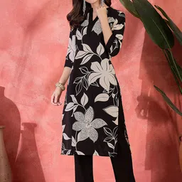 Sangria Women Floral Printed Cotton Kurta with Trousers-37