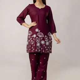 TRENDSWILL Women Floral Embroidered Regular Thread Work Kurta with Trousers-31