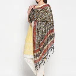 Dupatta Bazaar Black & Red Printed Dupatta image 4