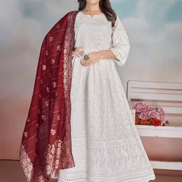 ZIRVI Women Floral Embroidered Regular Chikankari Pure Cotton Kurta with Palazzos & With Dupatta-18