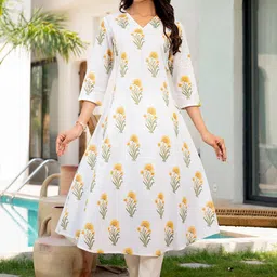 ARAVALII Floral Printed Cotton A-Line Kurta-0